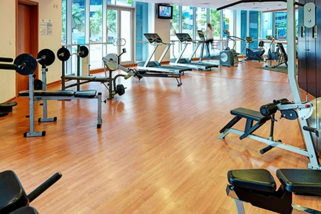 Marina View With Pool, Gym, Tennis Court, 5 Mins To Beach Dubai Exterior photo