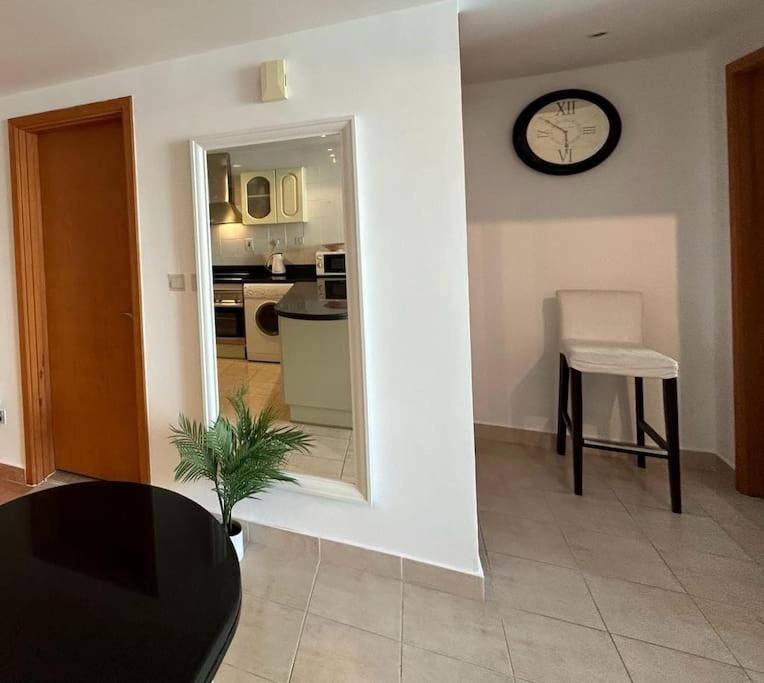 Marina View With Pool, Gym, Tennis Court, 5 Mins To Beach Dubai Exterior photo