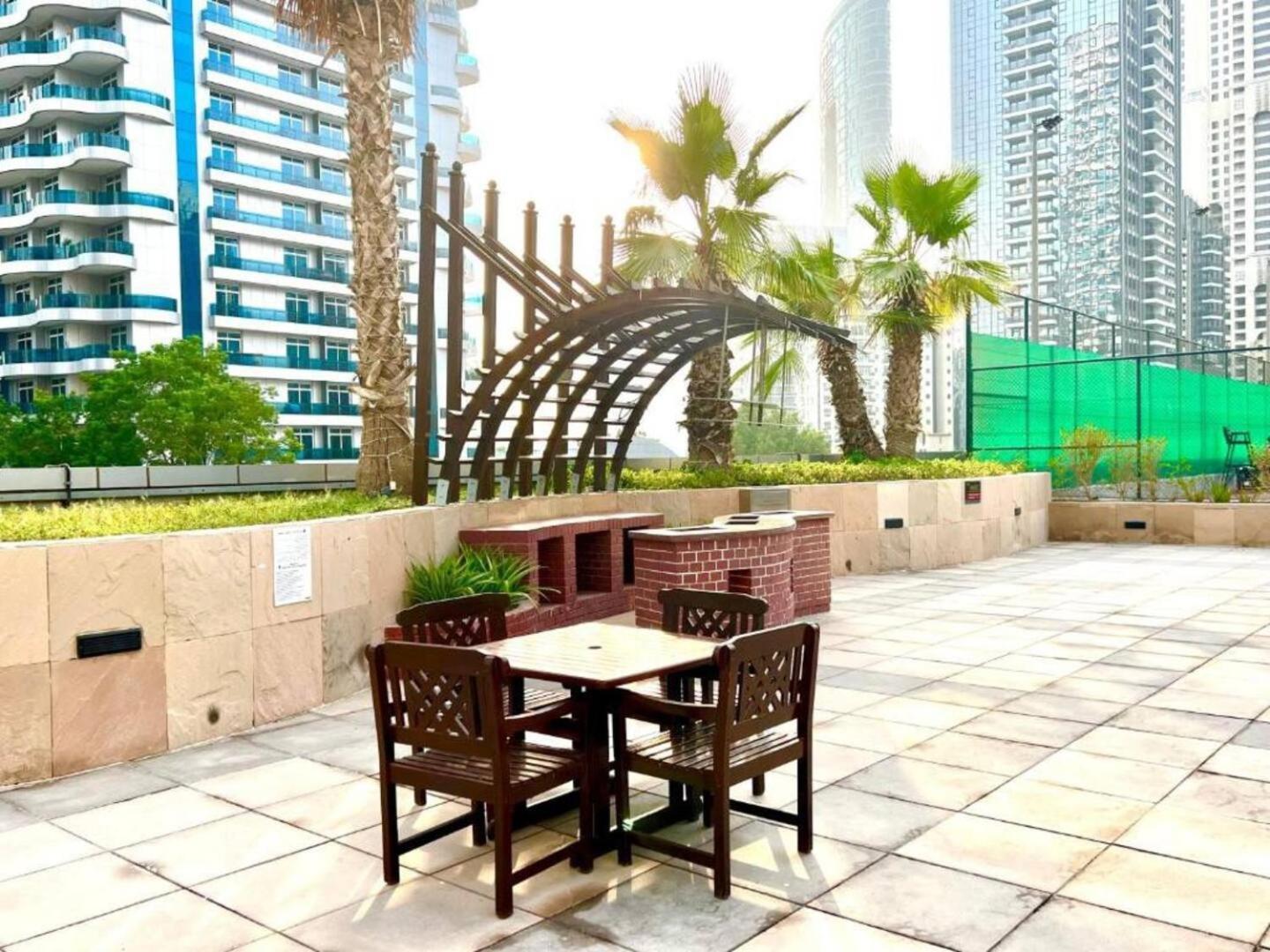 Marina View With Pool, Gym, Tennis Court, 5 Mins To Beach Dubai Exterior photo